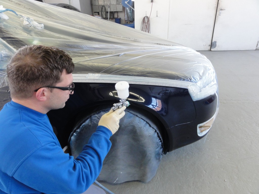 Lackreparatur und Felgenreparatur - Auto-Lack-Doktor